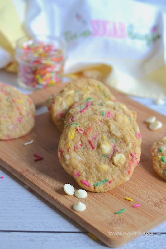 Funfetti cookies from scratch! An easy and cheerful cookie with the familiar cake batter flavor. #twosugarbugs #funfetti #cookielove #withsprinkles