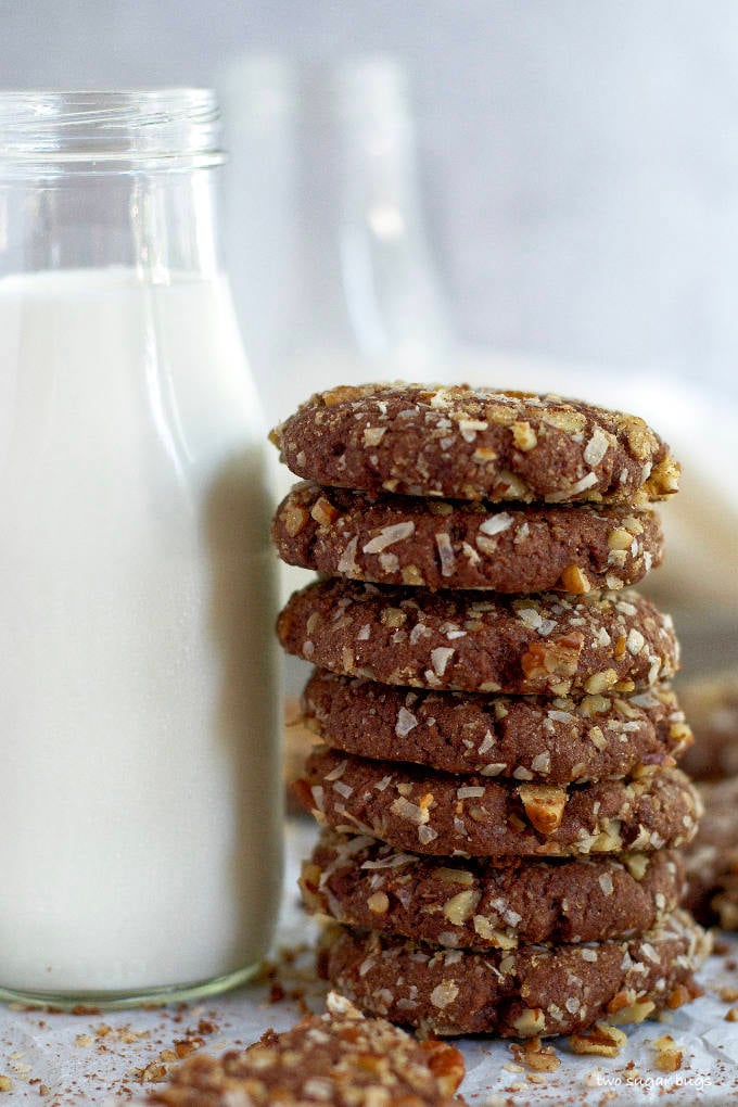 easy-german-chocolate-cookies-two-sugar-bugs