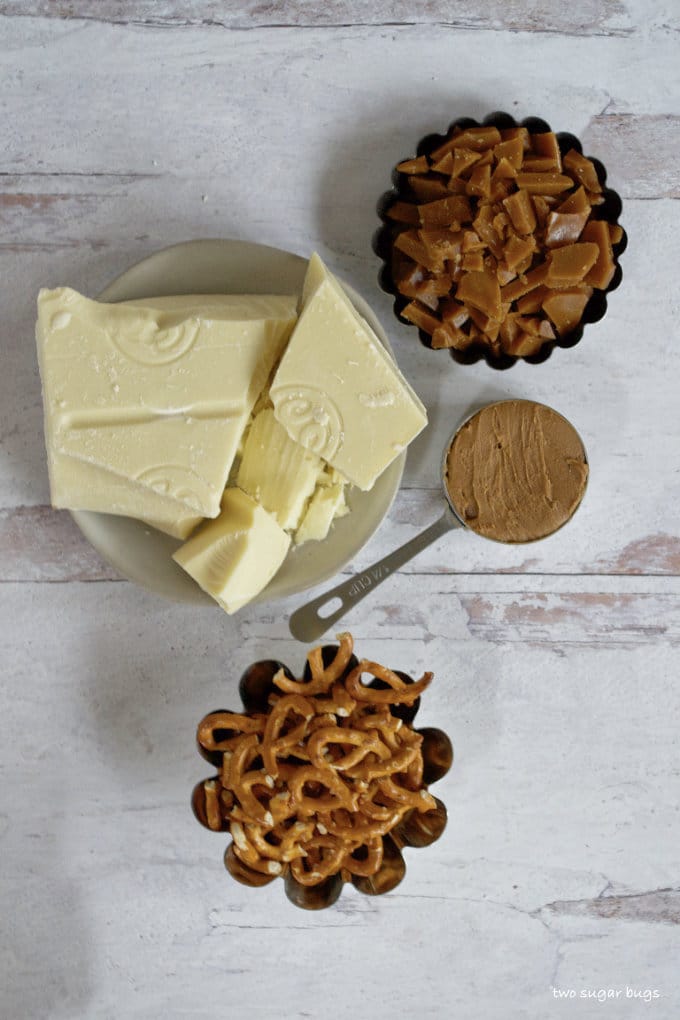 ingredients for cookie butter white chocolate bark
