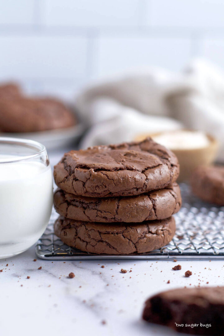 EASY Fudgy Brownie Crinkle Cookies ~ two sugar bugs