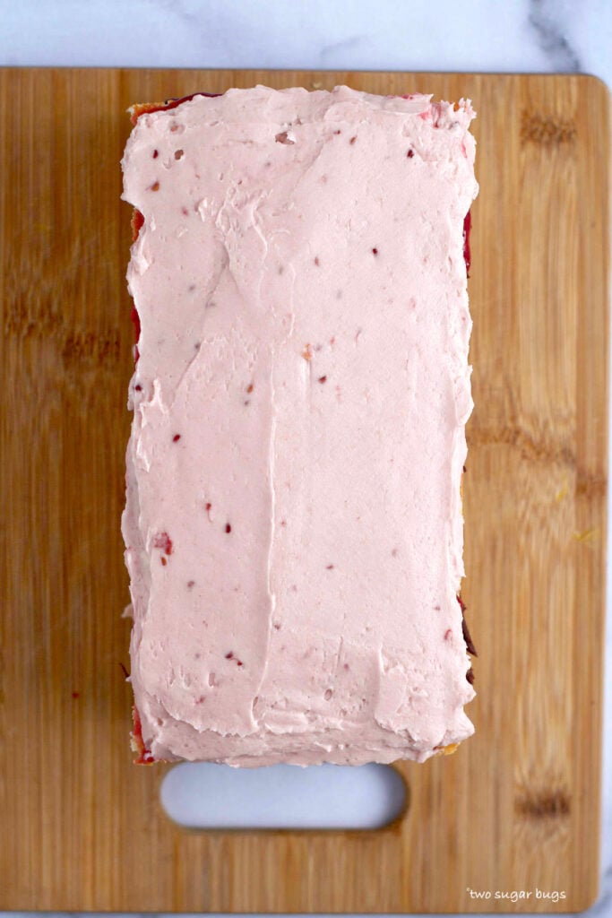 raspberry buttercream layer