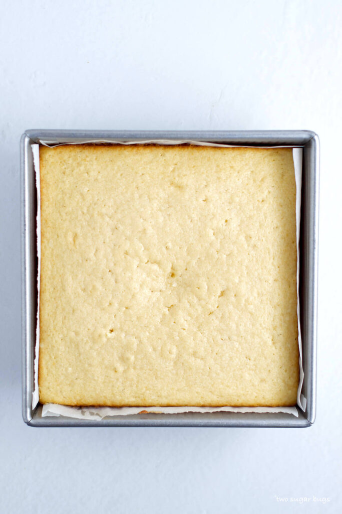 baked shortbread crusted vanilla cake