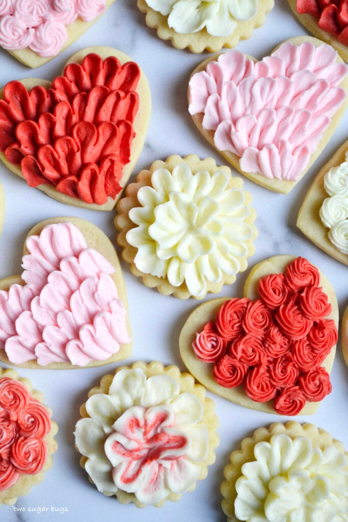 valentine decorated sugar cookies