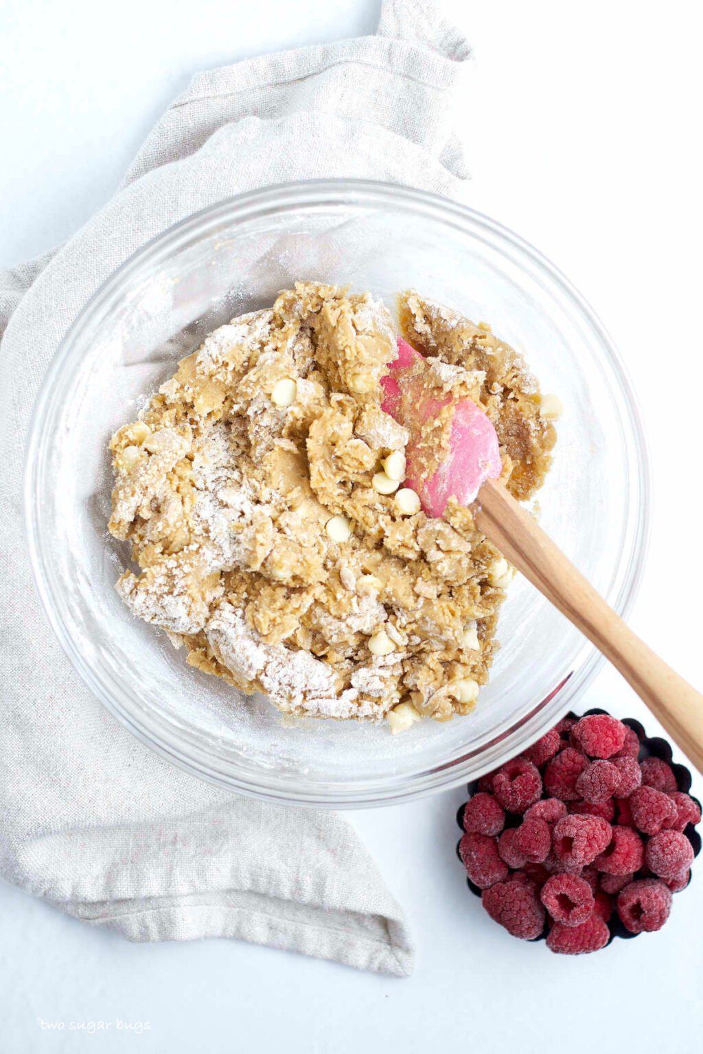 White Chocolate Raspberry Cookies Two Sugar Bugs   Easy White Chocolate Dough With Frozen Raspberries 1024x1536 