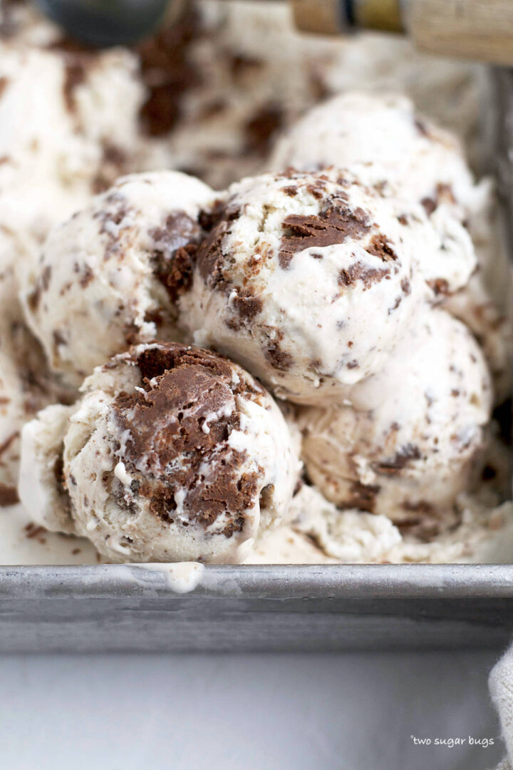 EASY Brownie Batter Ice Cream two sugar bugs