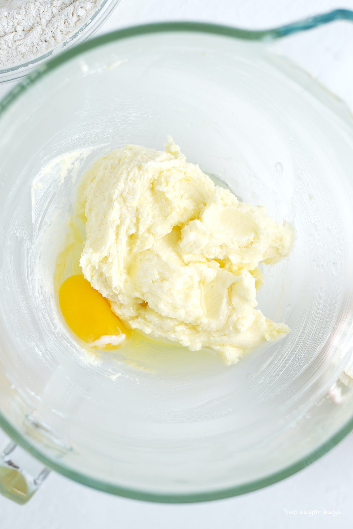 creamed sugar, butter and lemon in a mixing bowl