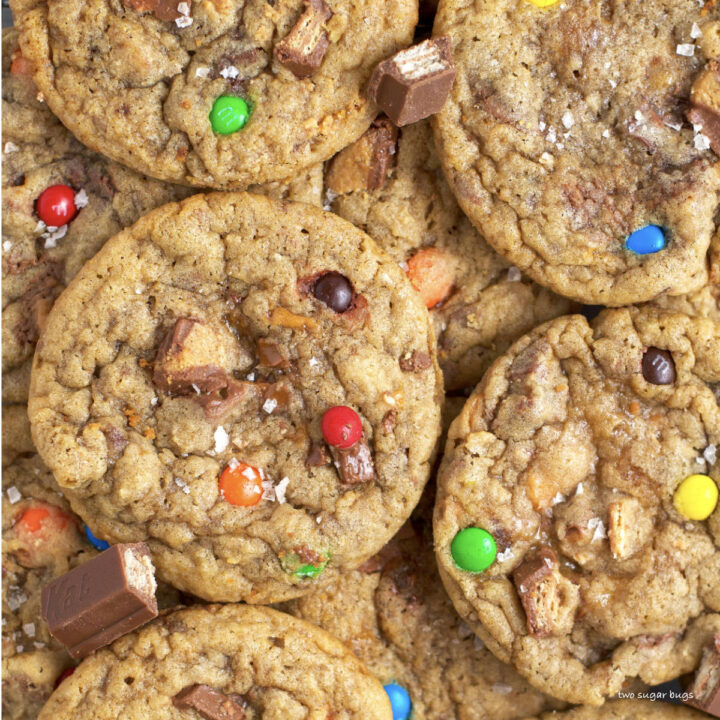 pile of candy bar cookies