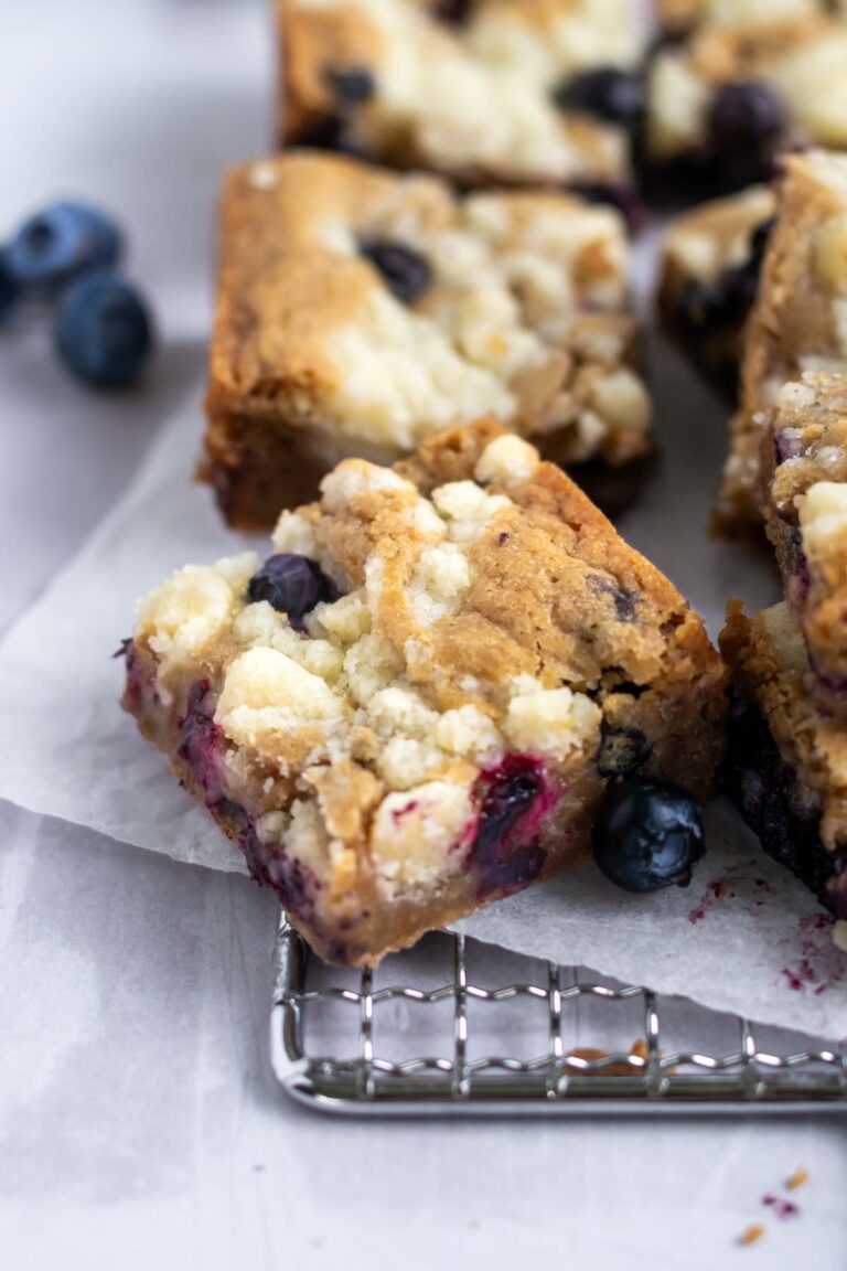 EASY Blueberry Blondies ~ two sugar bugs