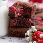 pinterest graphic for raspberry brownies