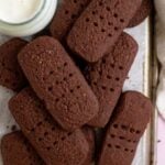 pinterest graphic for chocolate shortbread