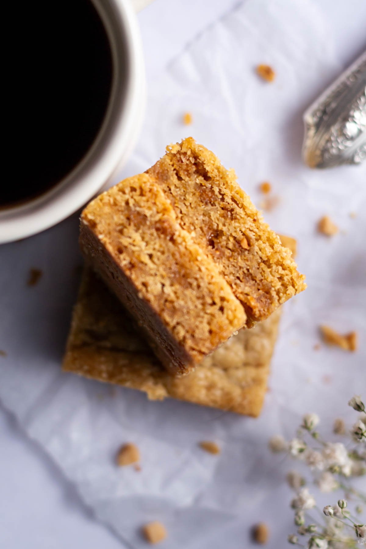 toffee bits showing on the inside of browned butter Blondie bars