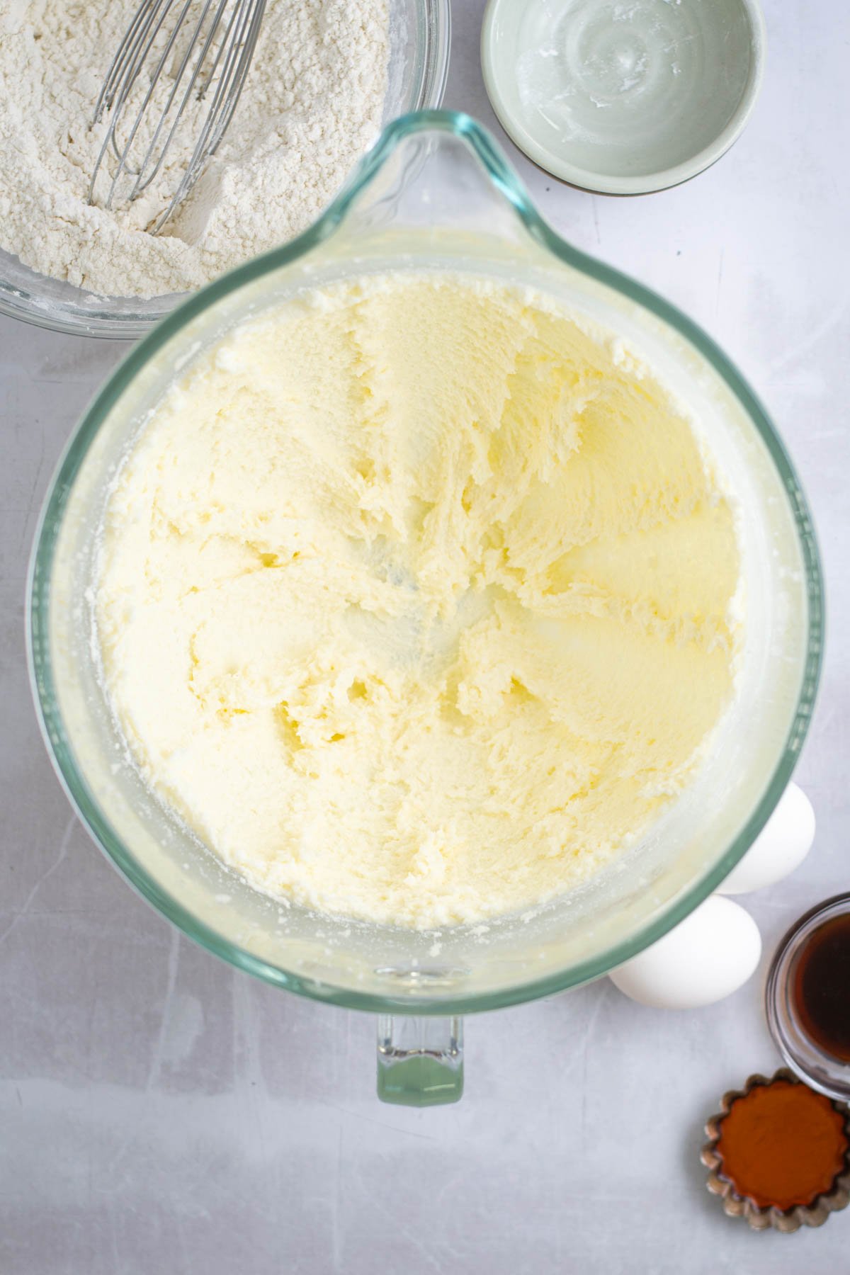 butter, sugar and oil beat together in a mixing bowl
