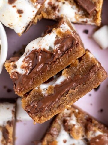 melty chocolate centers in smores cookie bars